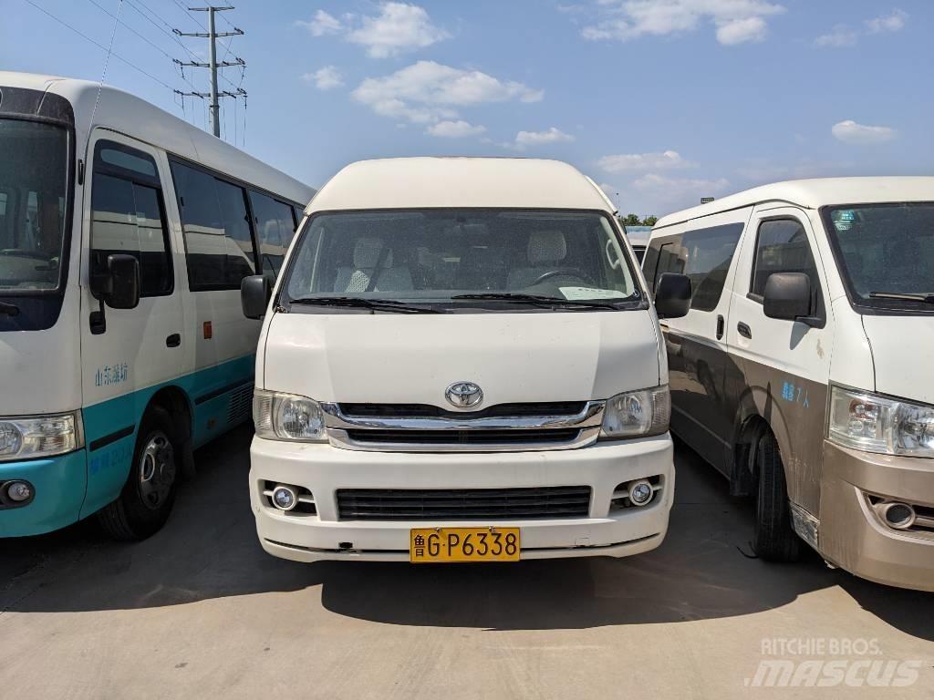 Toyota Hiace Távolsági buszok