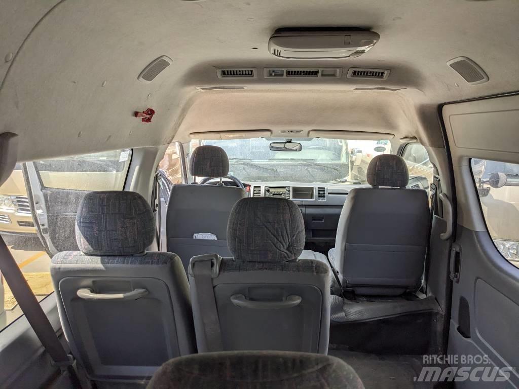 Toyota Hiace Távolsági buszok