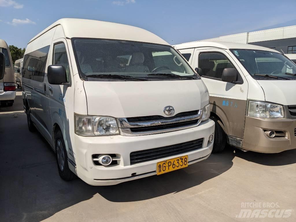 Toyota Hiace Távolsági buszok