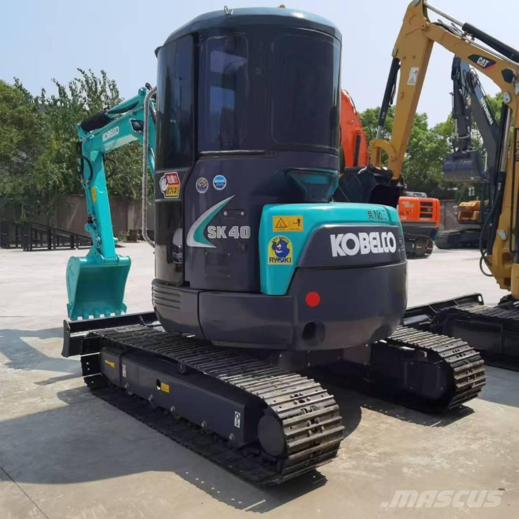 Kobelco SK 40 Mini kotrók < 7t