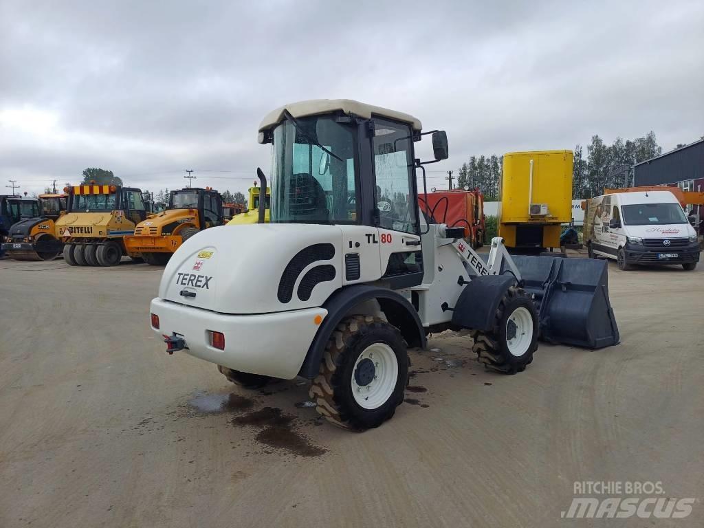 Terex TL 80 Gumikerekes homlokrakodók
