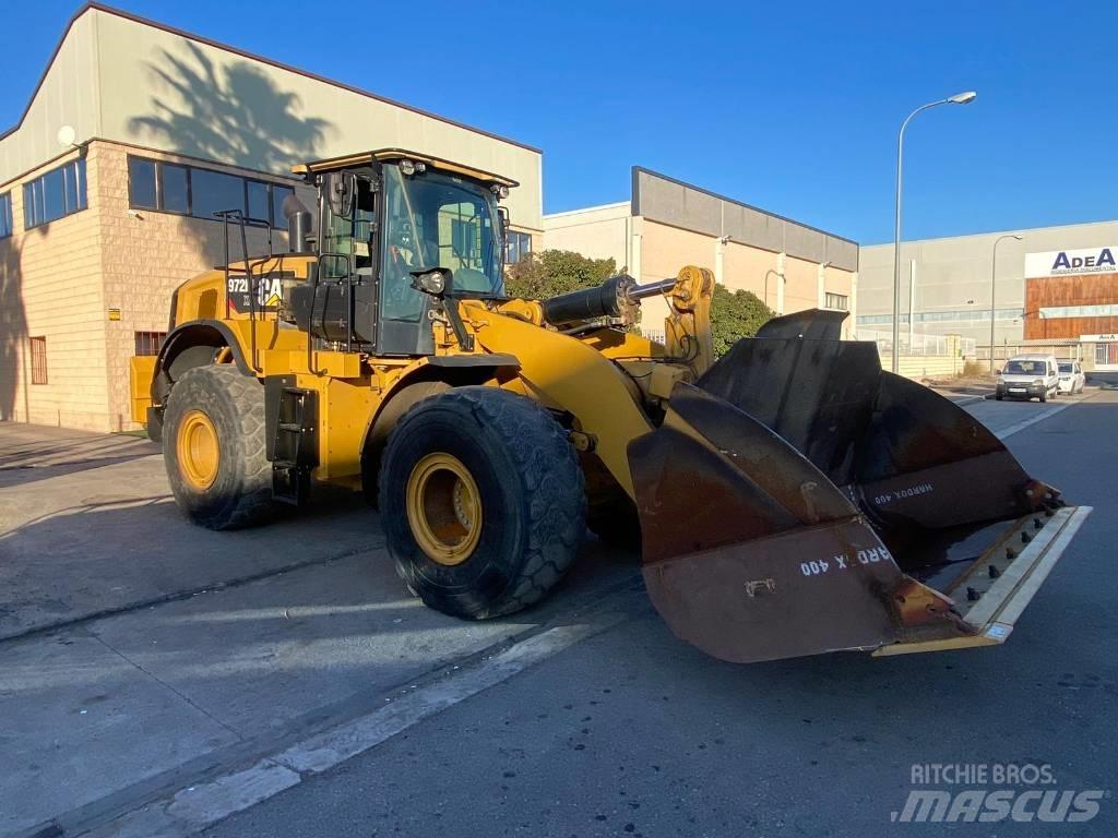 CAT 972 M Gumikerekes homlokrakodók
