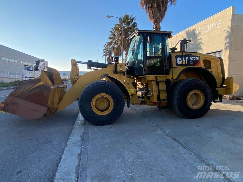 CAT 972 M Gumikerekes homlokrakodók