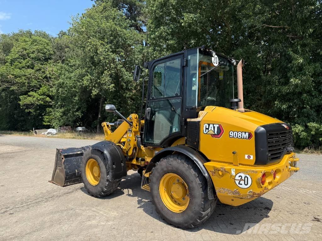 CAT 908 Gumikerekes homlokrakodók