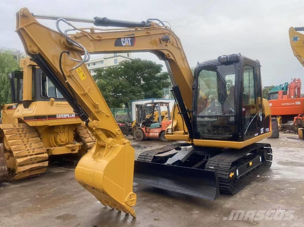 CAT 307 D Közepes (midi) kotrók 7 t - 12 t