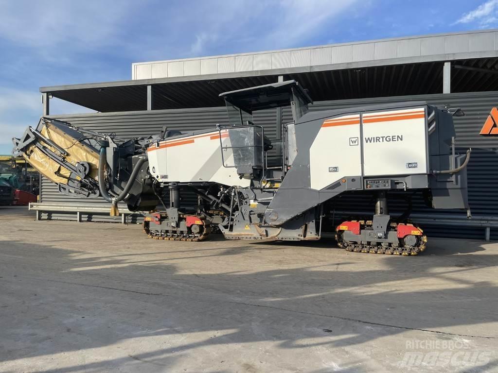 Wirtgen W 220 FI Aszfalt marók