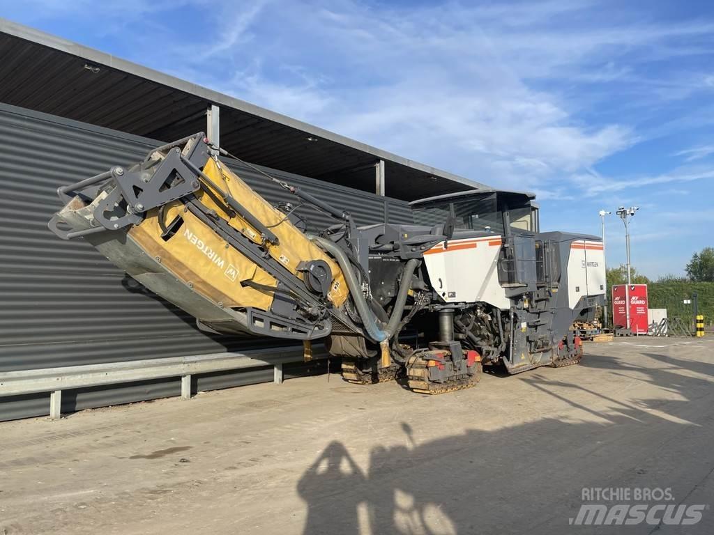 Wirtgen W 220 FI Aszfalt marók