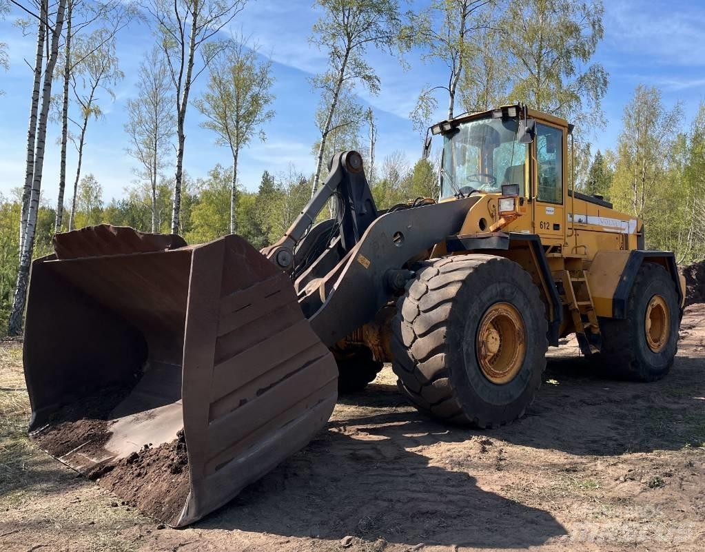 Volvo L 220 Gumikerekes homlokrakodók