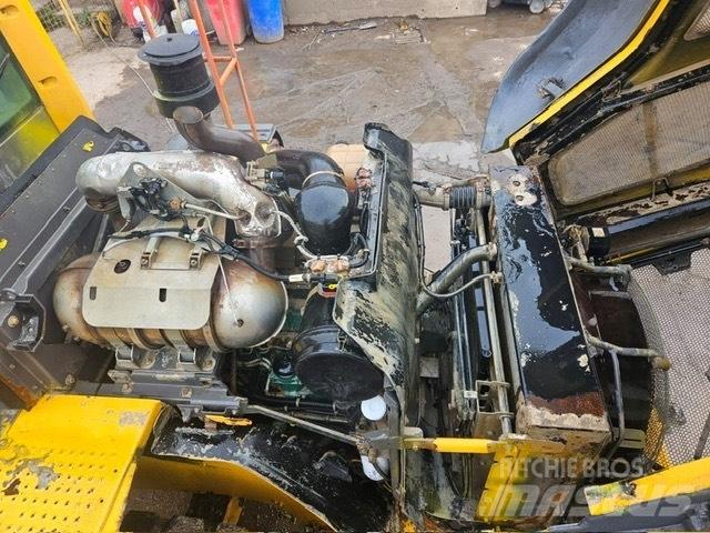 Volvo L 110 H Gumikerekes homlokrakodók