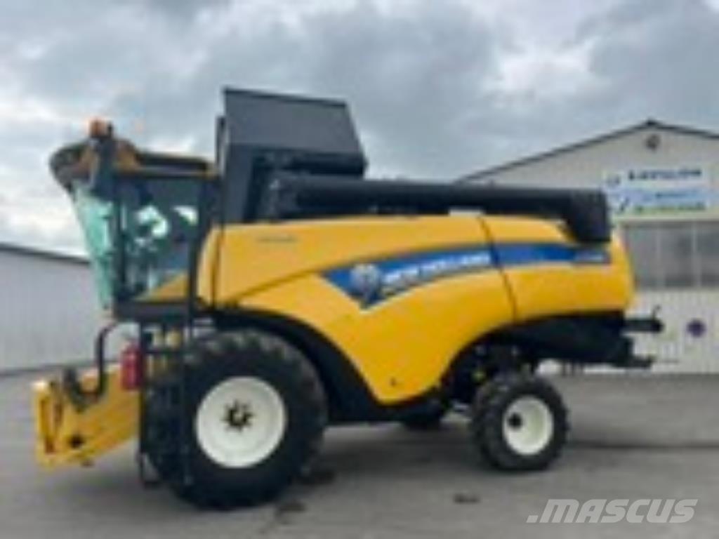 New Holland CX5.80 Kombájnok