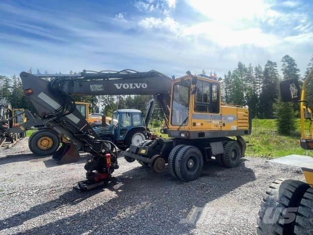 Volvo EW 200 4x4 Gumikerekes kotrók