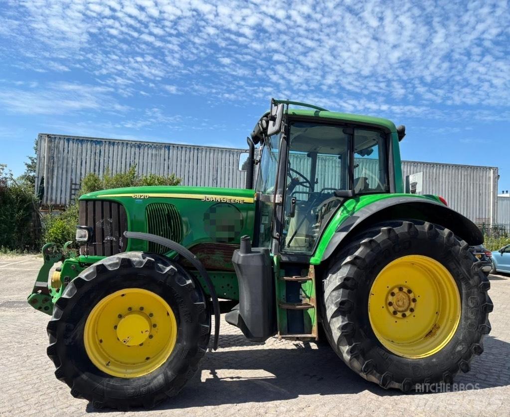 John Deere 6820 AQ Traktorok