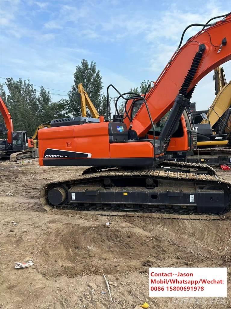 Doosan DX 225 LCA Lánctalpas kotrók
