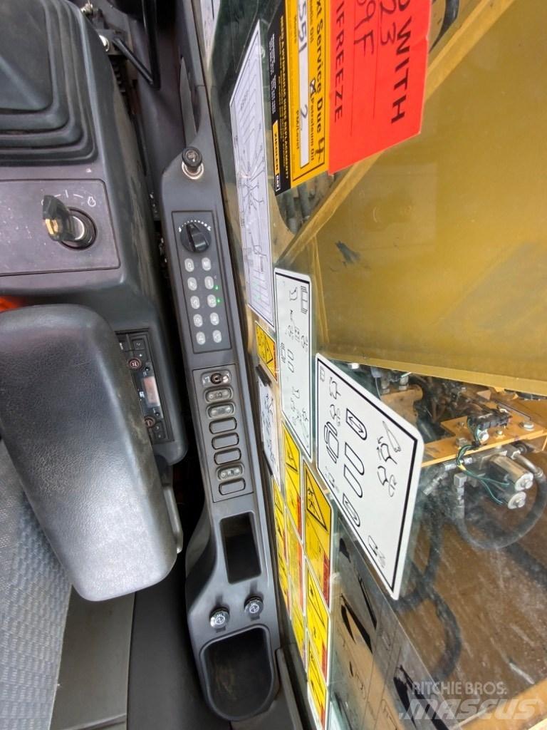 CAT 311F Lánctalpas kotrók