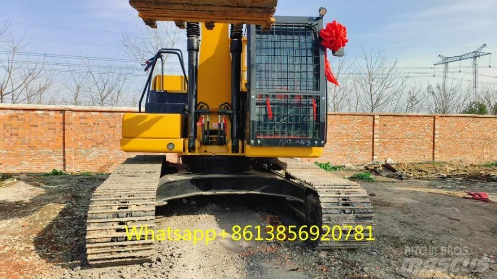 CAT 320 Lánctalpas kotrók