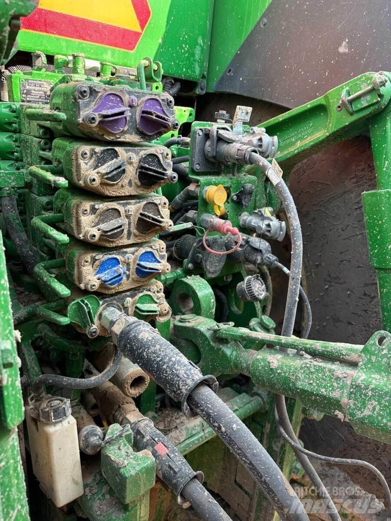 John Deere 7310R Traktorok