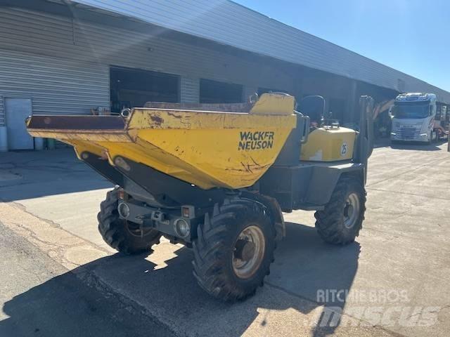 Wacker 4001 Mezei dömperek