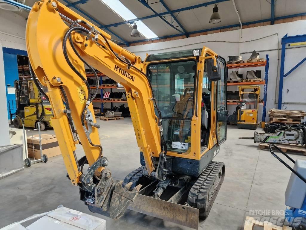Hyundai R18-9AK Mini kotrók < 7t