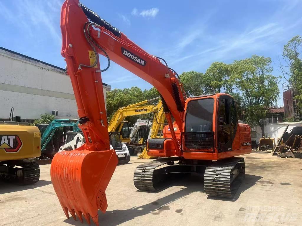 Doosan DX 140 LC Lánctalpas kotrók