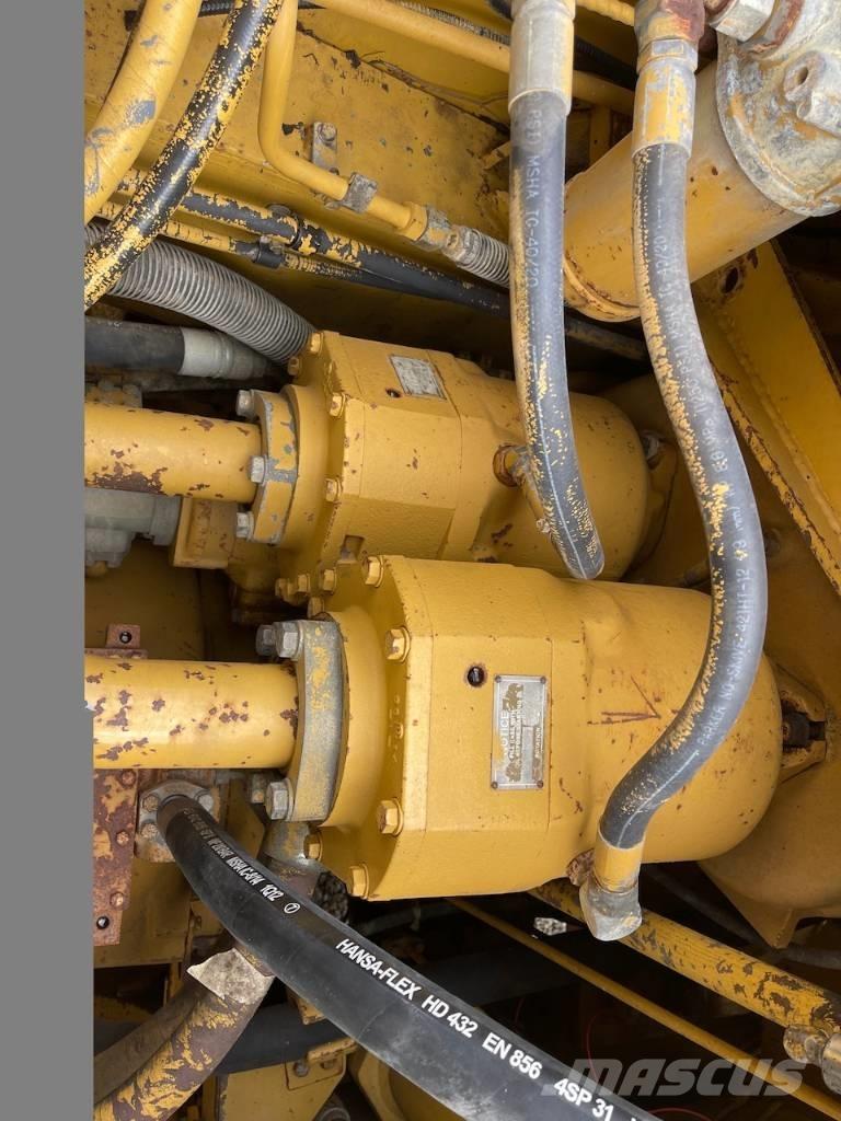 CAT 992 C Gumikerekes homlokrakodók