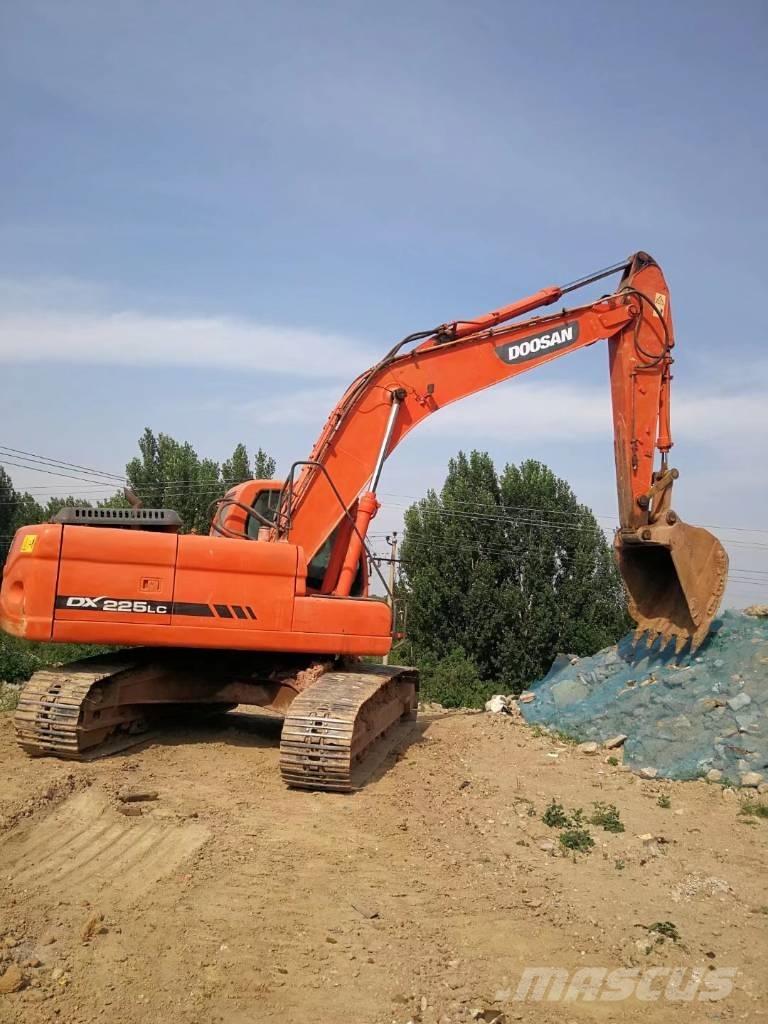 Doosan dx225 Lánctalpas kotrók