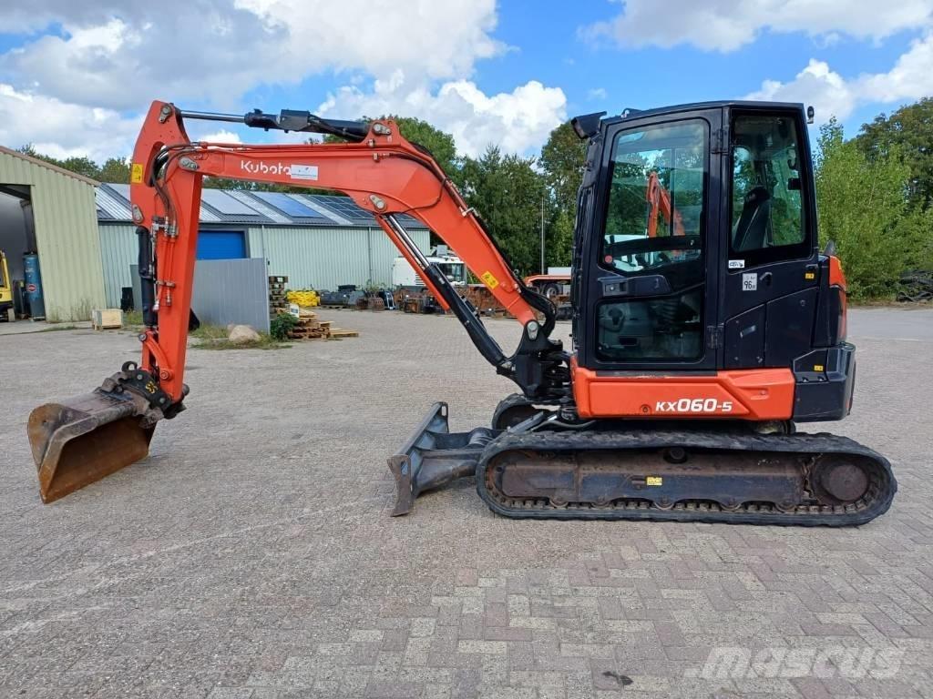 Kubota KX 060-5 Mini kotrók < 7t