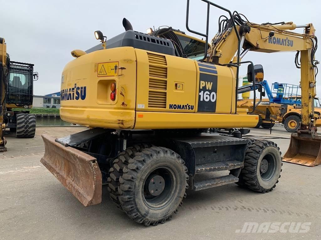 Komatsu PW160-8 Gumikerekes kotrók