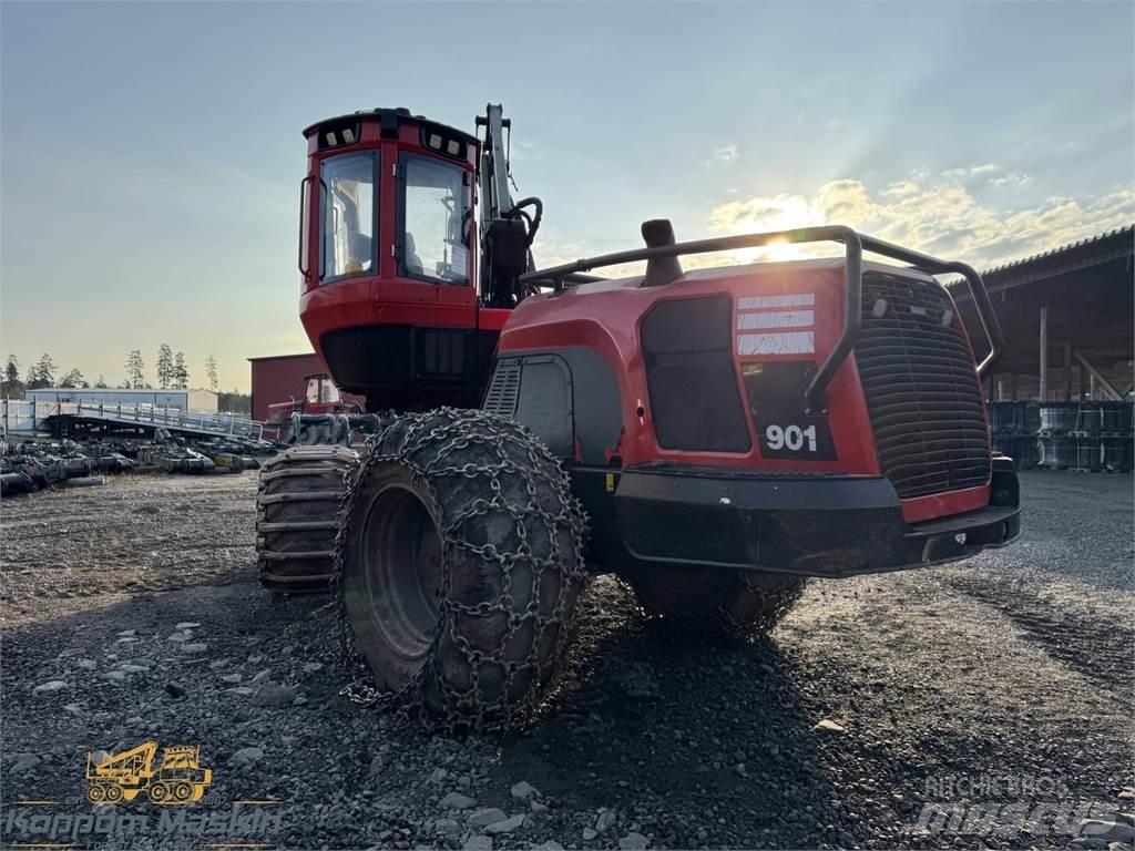 Komatsu 901 Betakarítók