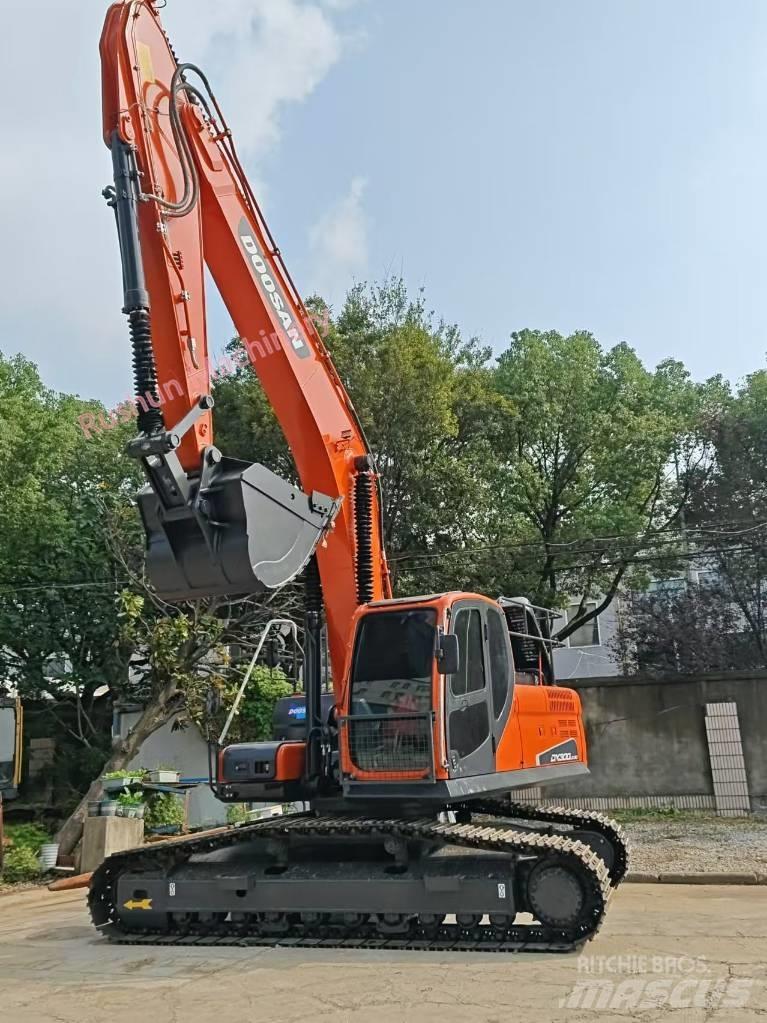Doosan DX 300 Lánctalpas kotrók