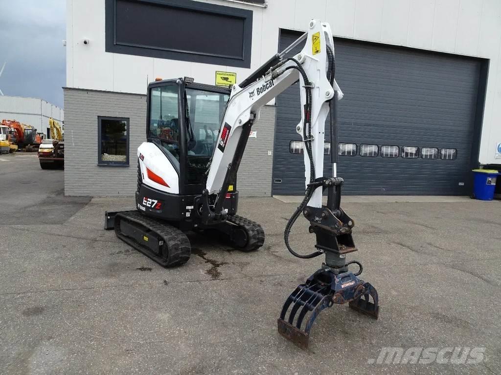 Bobcat E27Z Mini kotrók < 7t