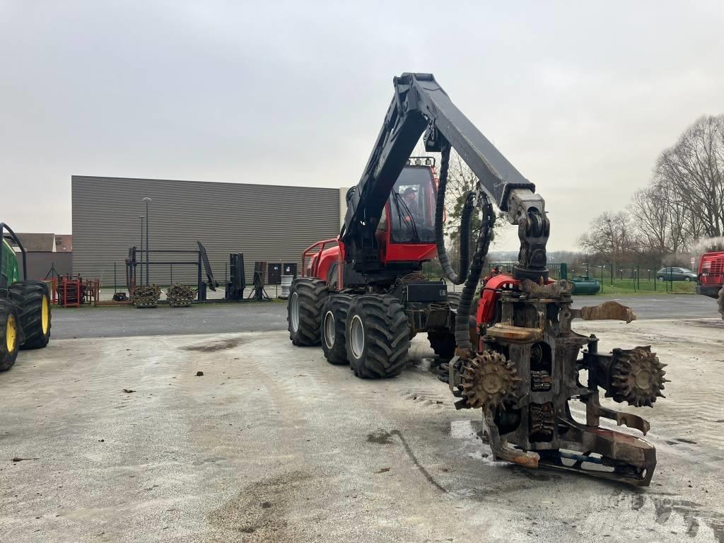 Komatsu 931.2 Betakarítók