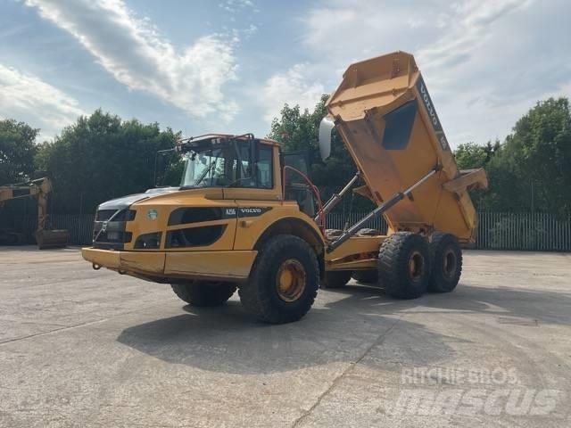 Volvo A 25 G Csuklósdömperek