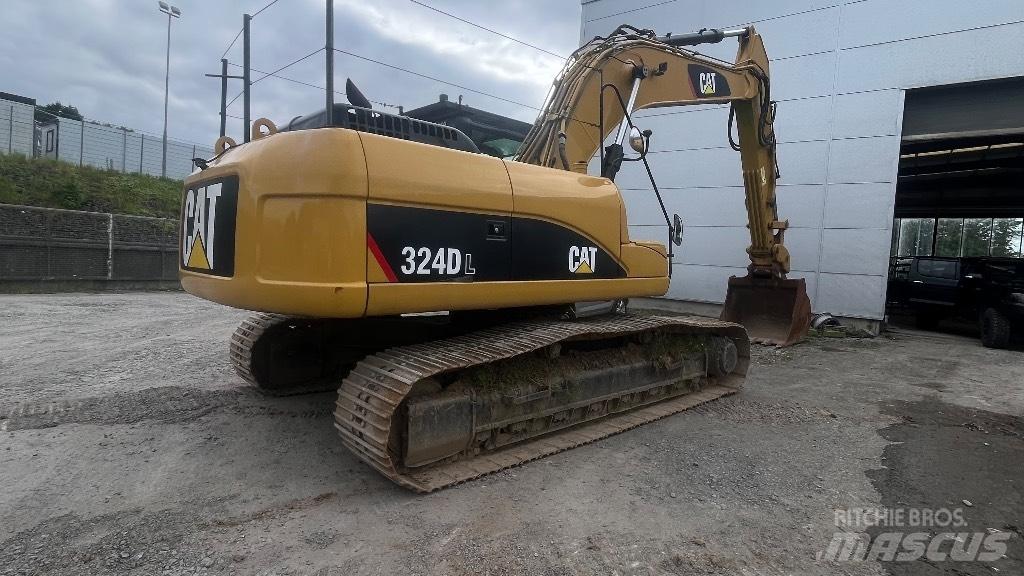 CAT 324 D L Lánctalpas kotrók