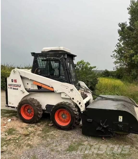 Bobcat S 16 Kompaktrakodók