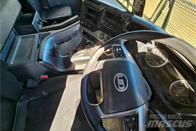 UD TRUCKS QUON Egyéb
