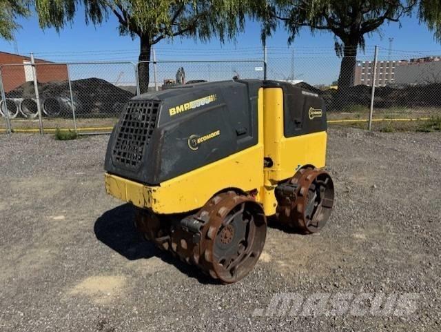 Bomag BMP 8500, Vält Ikerdobos hengerek