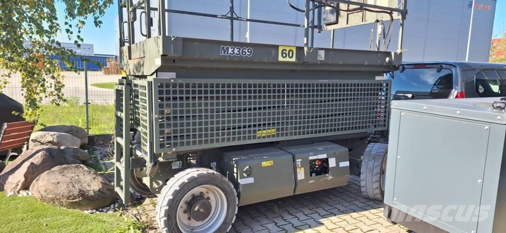 JLG M 3369 Ollós emelők