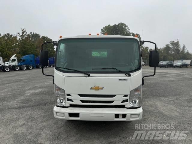 Chevrolet LCF4500HD Platós / Ponyvás teherautók