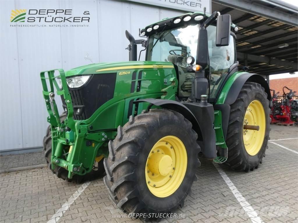 John Deere 6250R Traktorok