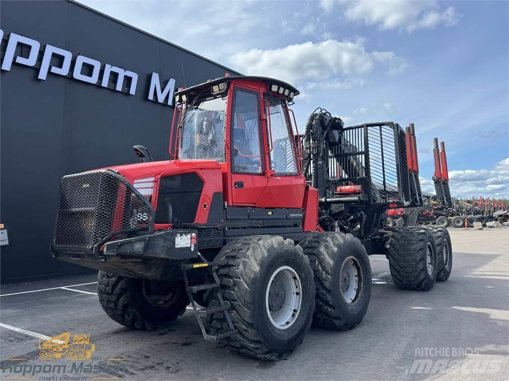 Komatsu 895 Kihordók