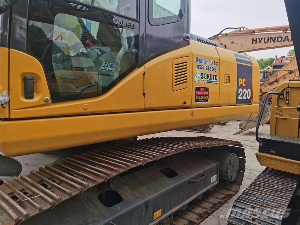 Komatsu PC220-7 Lánctalpas kotrók