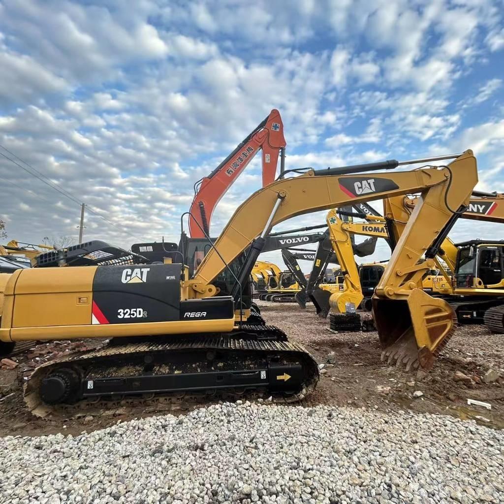 CAT 325 D Lánctalpas kotrók