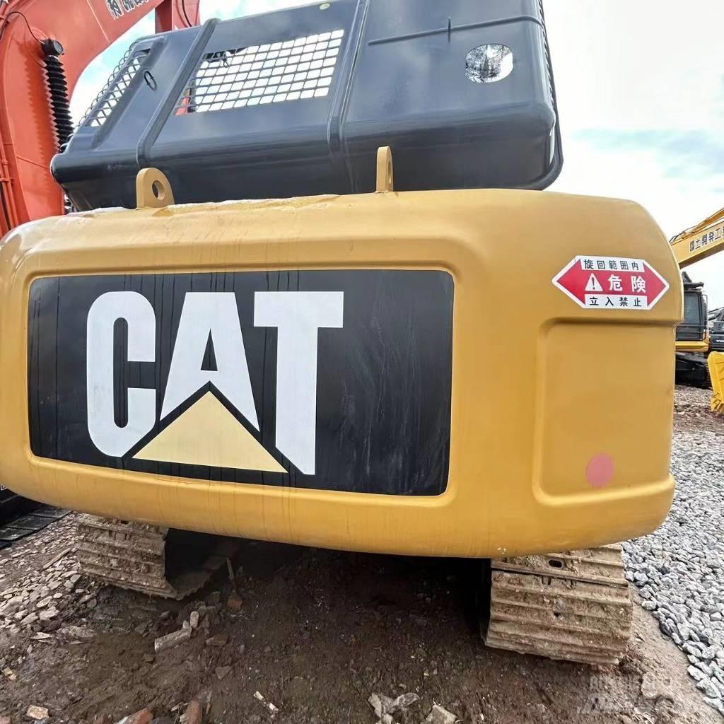 CAT 325 D Lánctalpas kotrók