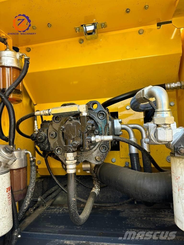 Kobelco SK 200 Lánctalpas kotrók
