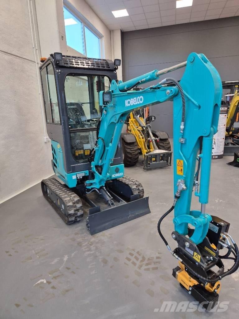 Kobelco SK 17 SR-3E Mini kotrók < 7t
