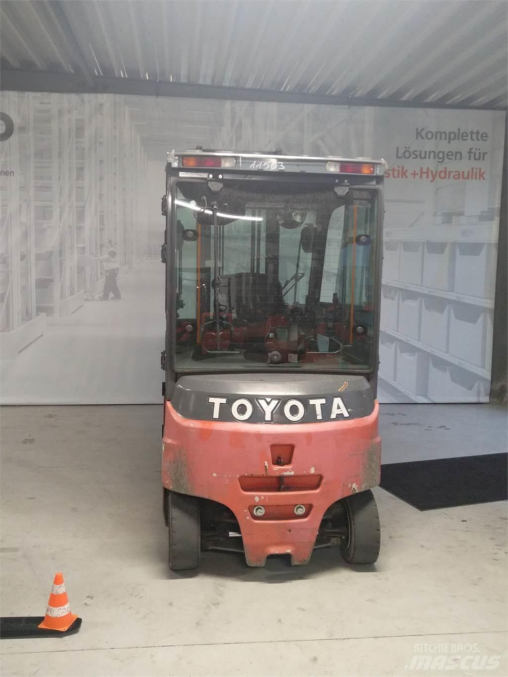 Toyota 8FBMT30 Elektromos targoncák
