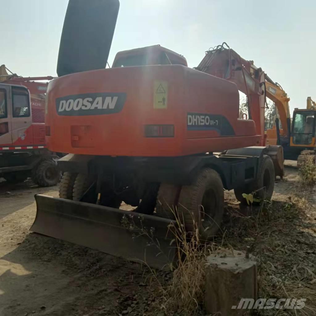 Doosan DH150W-7 Gumikerekes kotrók