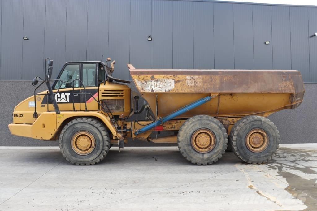 CAT 730 Csuklósdömperek