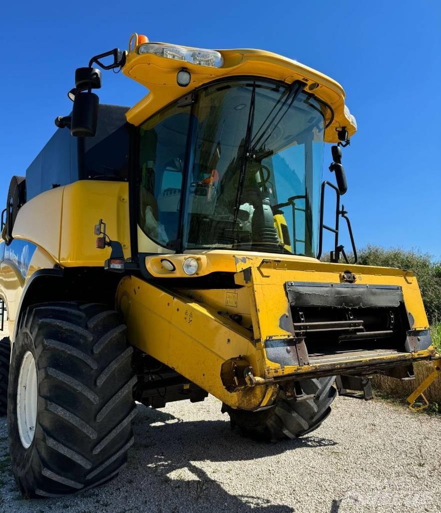 New Holland CX 760 Kombájnok