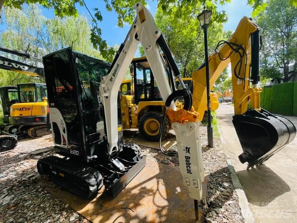 Bobcat E20z Mini kotrók < 7t